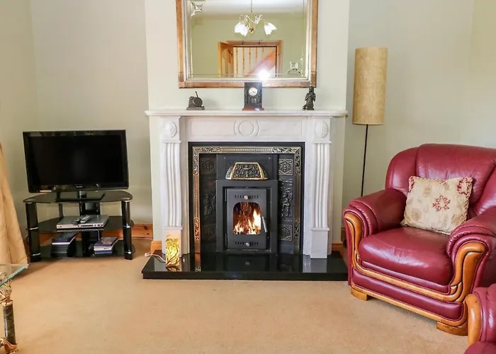 The Blue Annex * Trá Lí